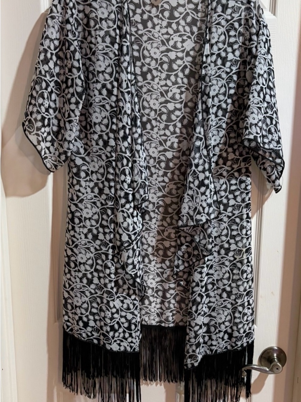 LuLaRoe Black & White Floral Fringe Open-Front Kimono Cardigan